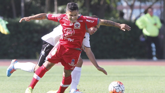 Ñublense derrotó a domicilio a S. Morning y le impidió acercarse al líder de Primera B