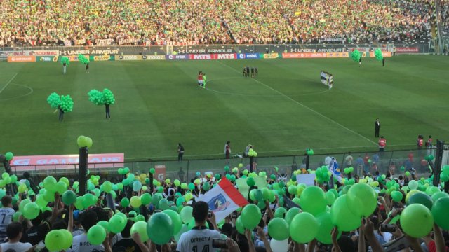 Tito Beltrán interpretó el Ave María en homenaje a Chapecoense en el Monumental