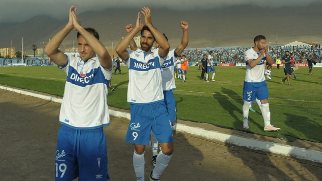 Resumen: U. Católica quedó a un paso del título tras golear a Iquique