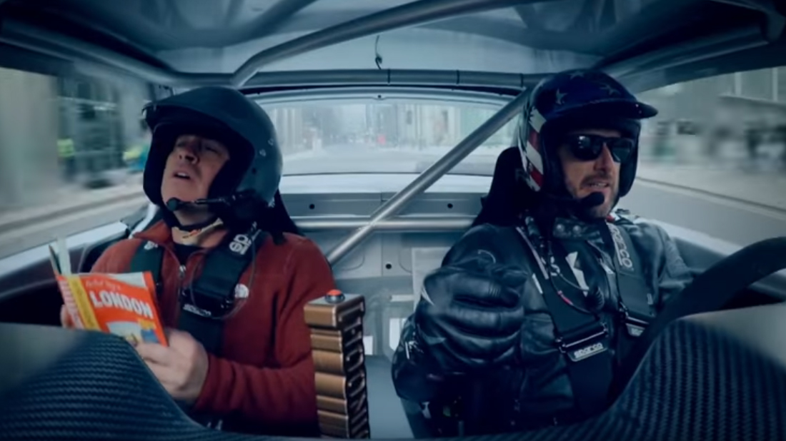 Actor de “Friends” sufrió con las maniobras del piloto Ken Block