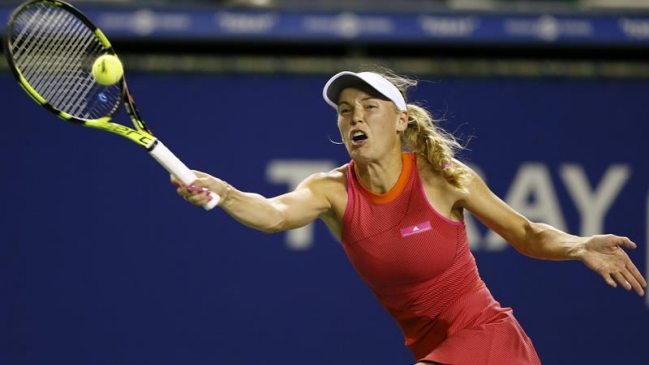 Caroline Wozniacki sigue firme en el torneo de Auckland