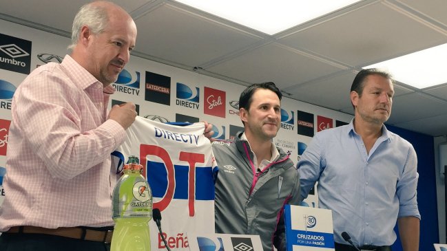 Beñat San José: Un arquero y un “9” son prioritarios para nosotros