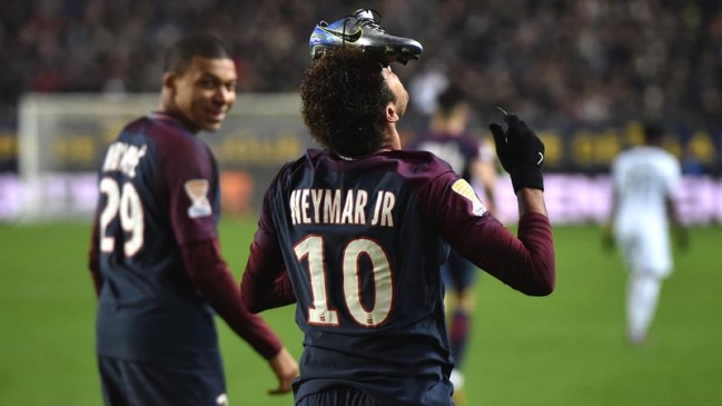 Neymar y Rabiot dieron a PSG el paso a semifinales de la Copa de la Liga en Francia