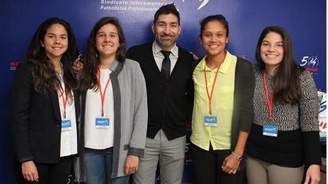 Sifup marcó un hito al integrar a jugadoras de fútbol femenino