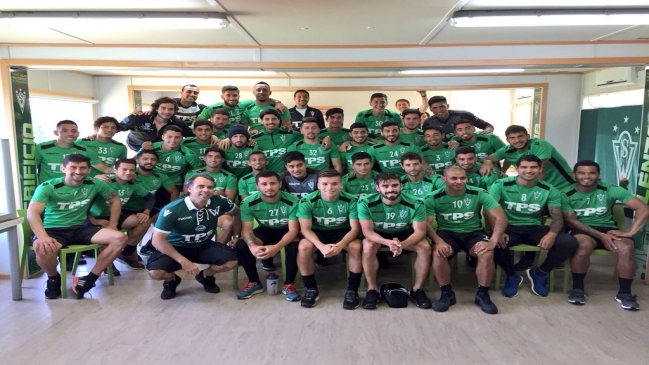 Fernando González realizó charla motivacional al plantel de Santiago Wanderers