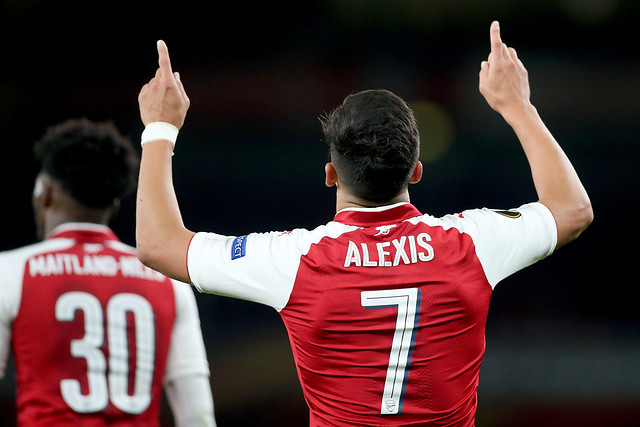 Histórico defensa de Arsenal trató de “mercenario” a Alexis Sánchez