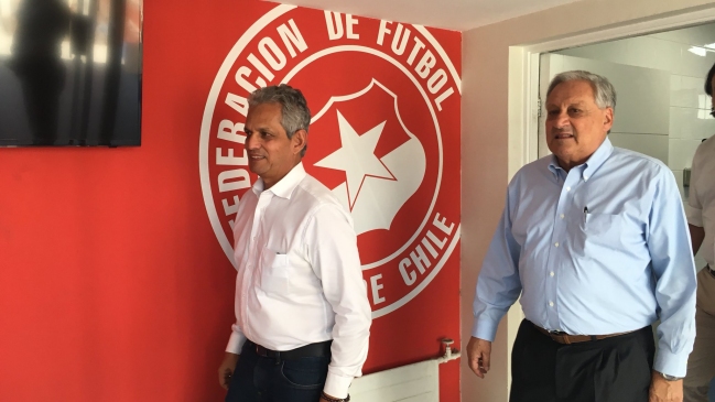 Reinaldo Rueda recorrió las instalaciones de “Juan Pinto Durán”
