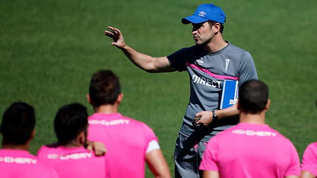 Beñat San José: Quiero que los jugadores que vengan quieran estar 100 por ciento en Católica