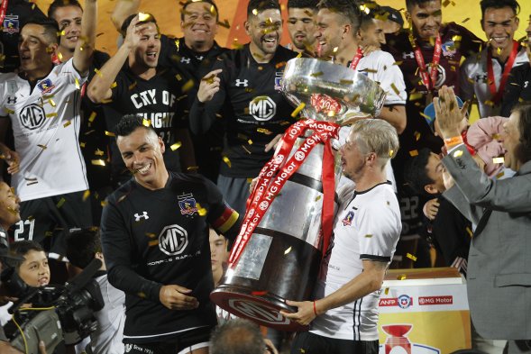 Colo Colo celebró su segunda Supercopa tras batir a Santiago Wanderers en el Nacional