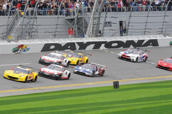 Así se dio inicio a las 24 Horas de Daytona 2018