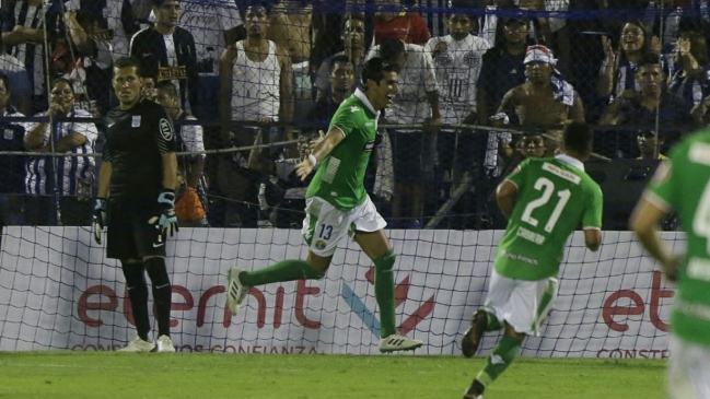Sebastián Abreu marcó ante Alianza Lima su primer gol con la camiseta de Audax Italiano