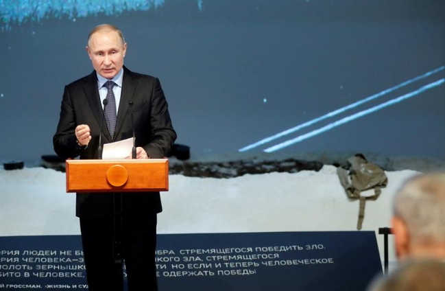 Kremlin tachó de “calumnias” acusación sobre implicación de Putin en dopaje ruso