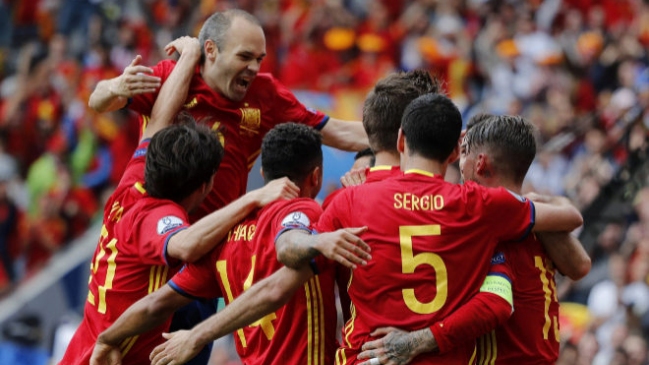 Rajoy considera “absurdo” pensar que la FIFA impida a España jugar el Mundial