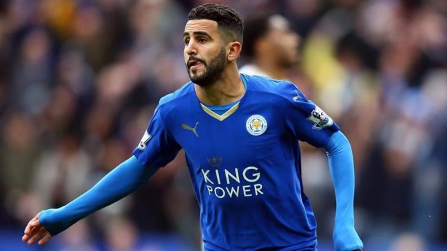 Riyad Mahrez pidió a Leicester aceptar la oferta de Manchester City