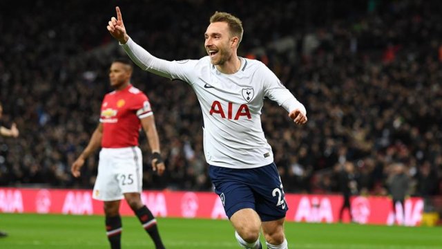Christian Eriksen y un autogol le dieron el triunfo a Tottenham ante Manchester United