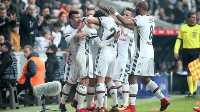 La agenda de los chilenos por el mundo para el primer fin de semana de febrero