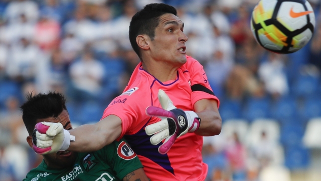 Temuco recortó distancia ante la UC con un autogol de Matías Dituro