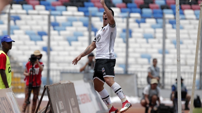 Esteban Paredes repitió contra Antofagasta y entró al podio de los artilleros históricos