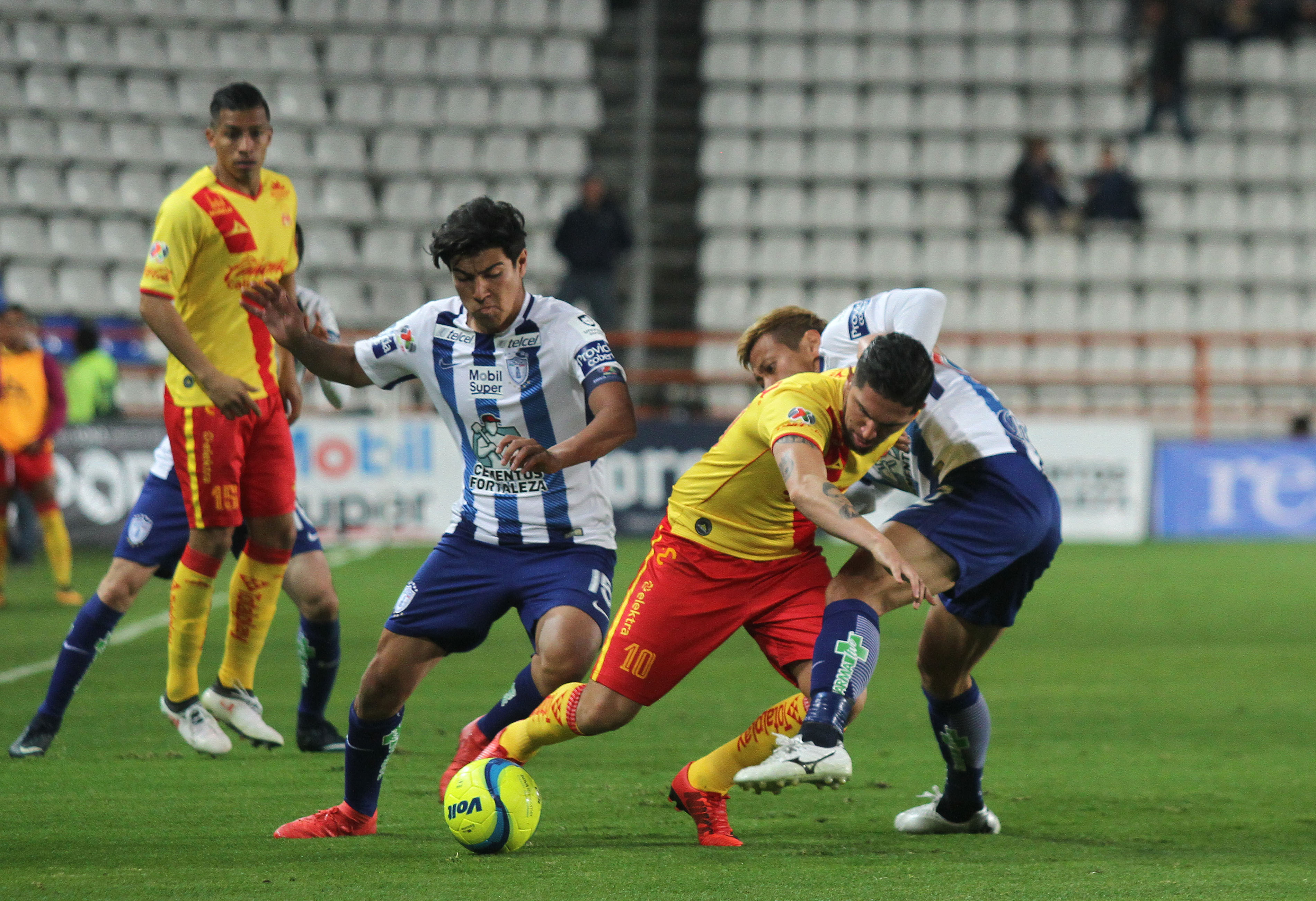 Diego Valdés y Rodrigo Millar le ganaron el duelo a Angelo Sagall en México