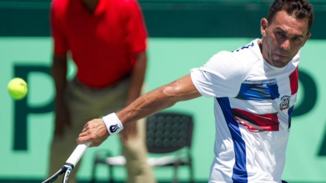 Víctor Estrella despachó a Thomaz Bellucci en la primera ronda del ATP de Quito