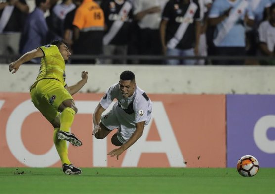 Vasco da Gama selló un abrumador marcador global sobre U. de Concepción y avanzó en la Copa