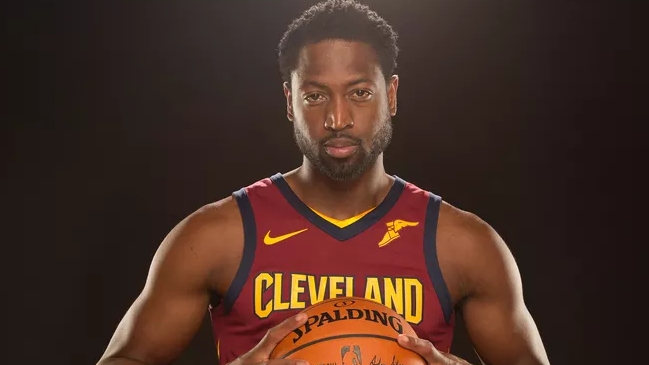 Cleveland Cavaliers envió a Dwyane Wade a Miami Heat y a Derrick Rose a Utah Jazz