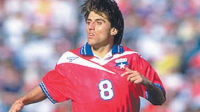 Celebramos el cumpleaños 43 de Clarence Acuña con su gol ante Australia en 1998