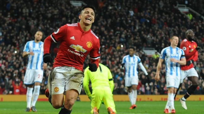 Rafael Benítez: Manchester United era un muy buen equipo, con Alexis son un poco mejores