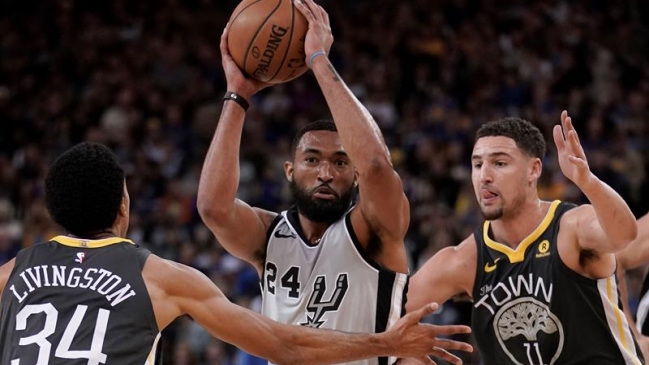 Golden State Warriors derrotó a San Antonio Spurs de la mano de Klay Thompson