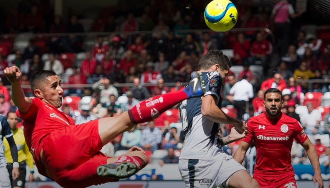 Toluca de Osvaldo González derrotó a Monterrey en la liga mexicana
