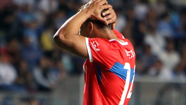 David Llanos se matriculó con el segundo gol de Universidad Católica ante Curicó Unido