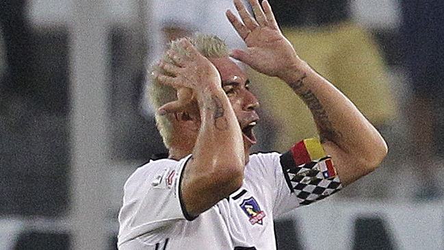 Esteban Paredes coronó una hermosa jugada de Colo Colo para ampliar la ventaja ante Audax