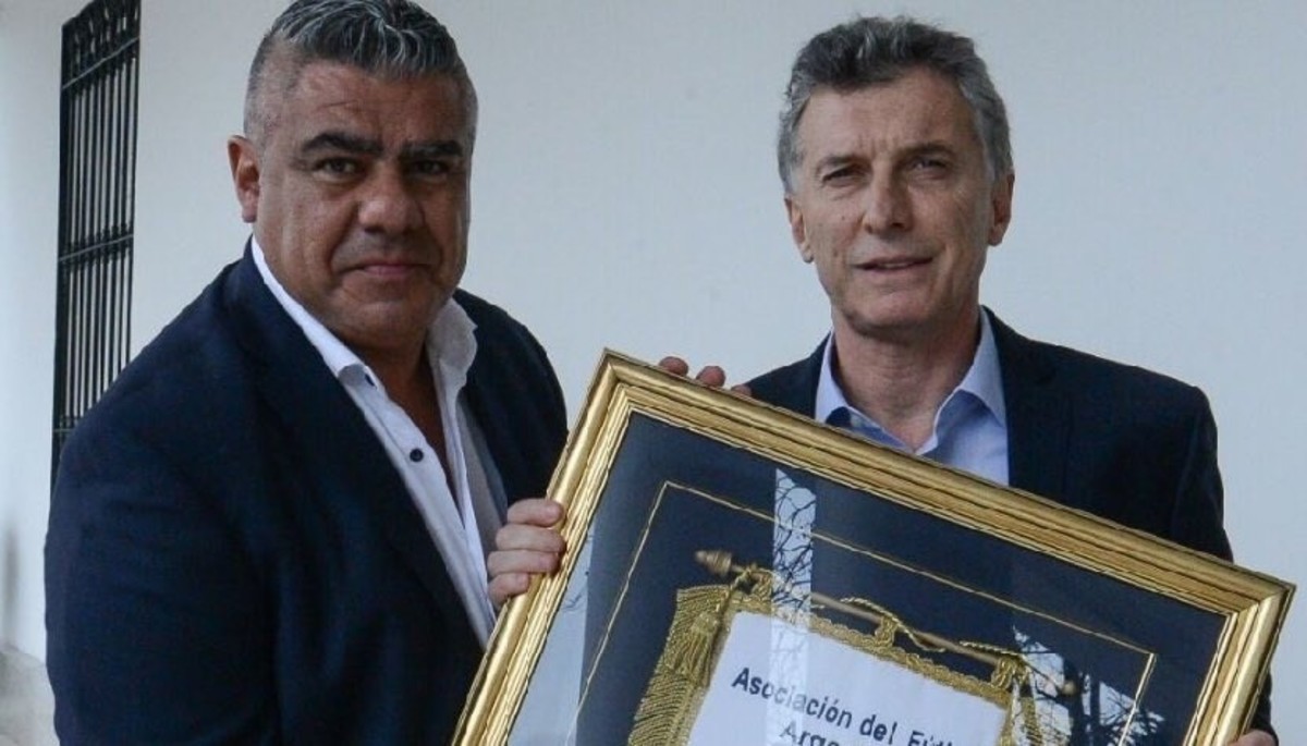Mauricio Macri tuvo reunión clave con presidente de la AFA para postular al Mundial de 2030