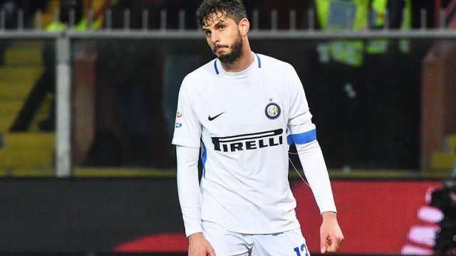El increíble autogol del defensa Ranocchia en la caída de Inter de Milán