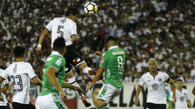 Médico de Colo Colo: Es “muy poco probable” que Julio Barroso esté en el debut por la Libertadores