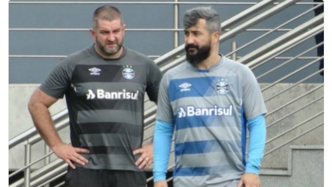 Futbolista brasileño trolleó a seguidor que lo trató de “gordo”