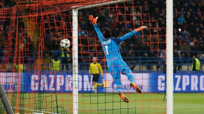 Shakhtar Donetsk derribó AS Roma en Liga de Campeones con un golazo de tiro libre