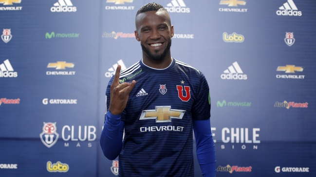 Al ritmo de la cumbia: Un alegre Rafael Vaz disfruta sus llegada a Chile con Leandro Benegas