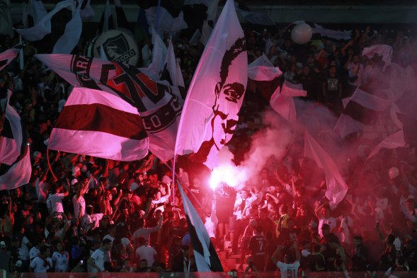 Colo Colo permitió que Atlético Nacional hiciera historia en la Copa Libertadores