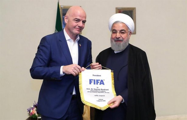 La visita del presidente de la FIFA a Irán