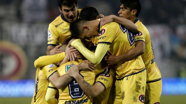 Fernando Manríquez puso en ventaja desde los doce pasos a U. de Concepción sobre U. Española