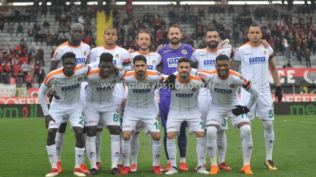 Alanyaspor de Junior Fernandes cortó negativa racha con un triunfo en Turquía