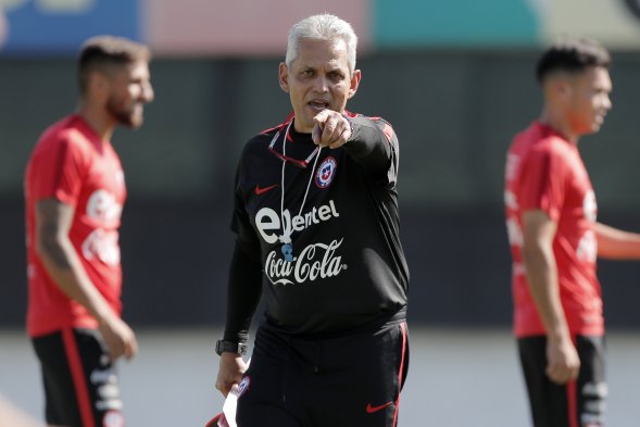 Reinaldo Rueda dirigió su primera práctica en “Juan Pinto Durán”