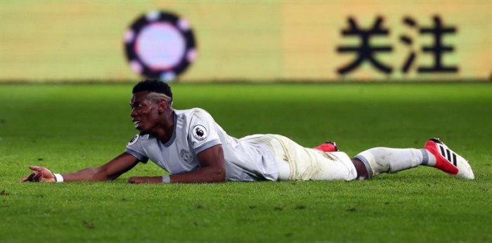 Alexis Sánchez jugó en agónica victoria de Manchester United sobre Crystal Palace