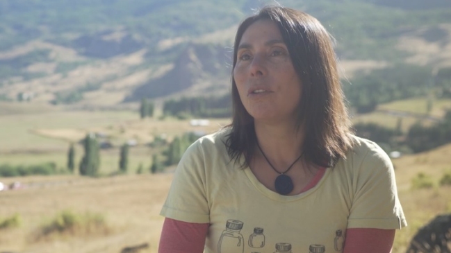 Primera chilena en ascender el Everest fue nominada al premio “Mujeres que dejan huella”