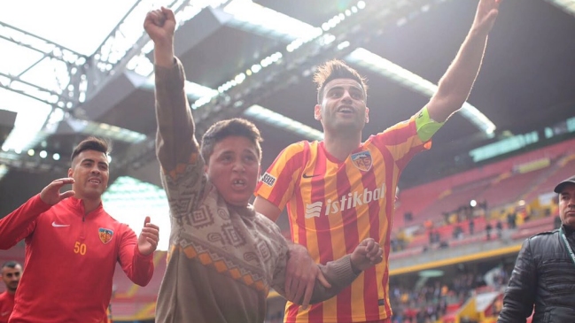 Gonzalo Espinoza jugó en triunfo de Kayserispor y se ilusiona con clasificar a Europa League