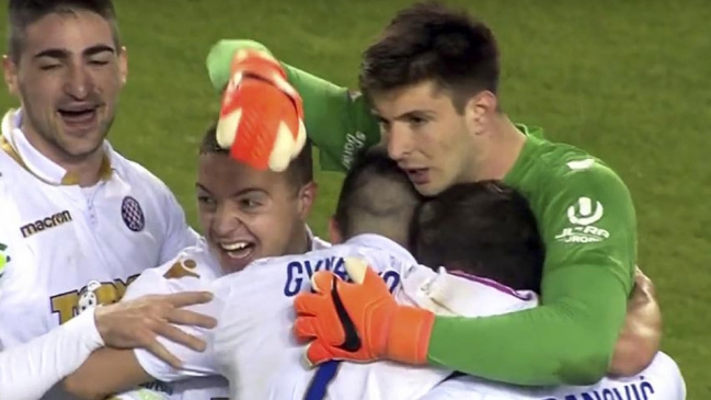 Arquero croata vinculado a Real Madrid le dio el triunfo a su equipo en el último minuto