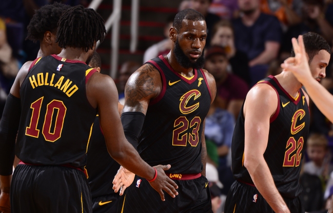 LeBron James tuvo otra soberbia actuación en victoria de los Cavaliers ante Phoenix
