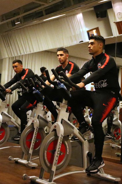 La Roja hizo trabajo de gimnasio en Estocolmo