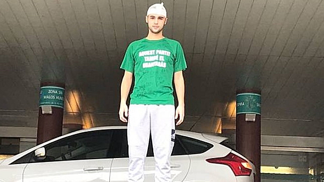 La historia del futbolista que despertó de un coma al escuchar himno de Sevilla